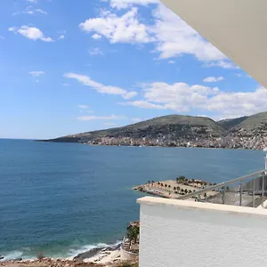Apartament White Sea View, Saranda