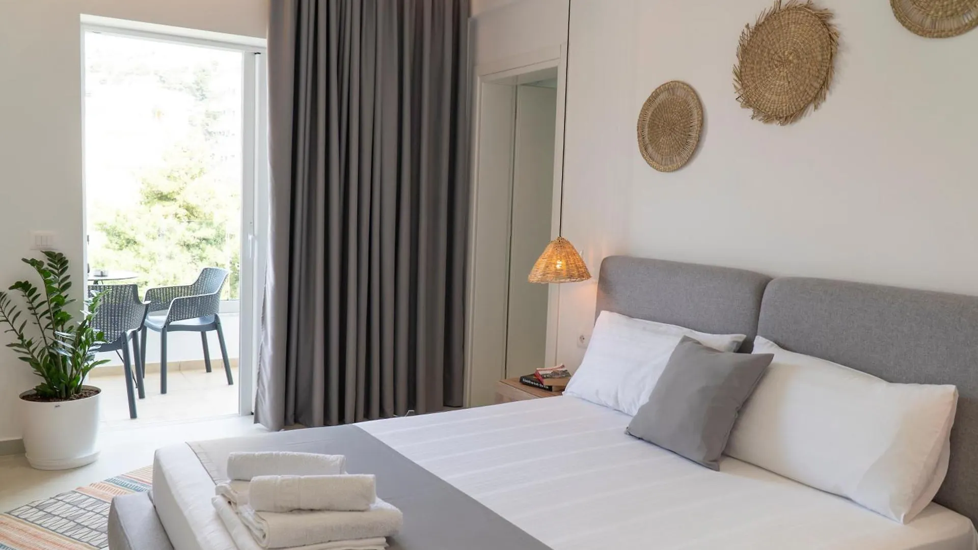 Sarandaview Hotel Apartment