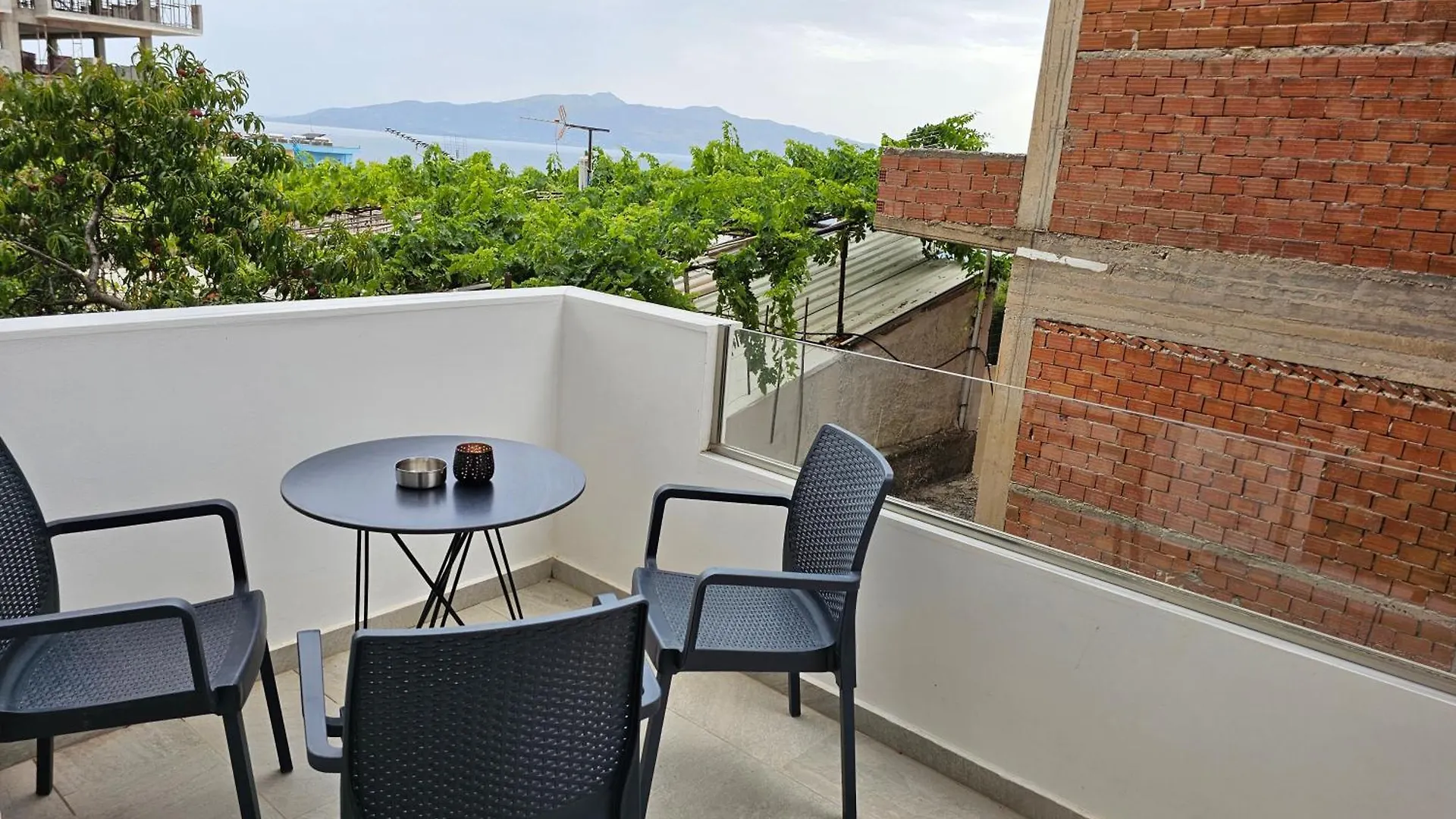 Apartment Sarandaview Hotel
